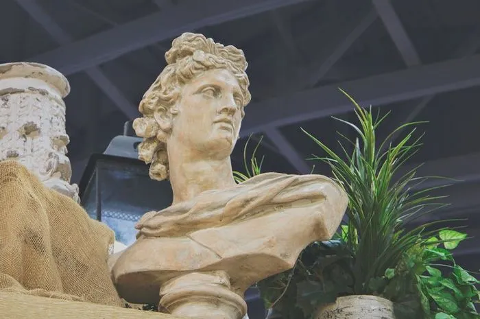 Seni Patung Tanah Liat: Media Fleksibel untuk Mewujudkan Ide