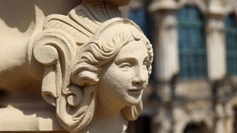 Patung Neoklasik Eropa: Kembali ke Ideal Kuno 